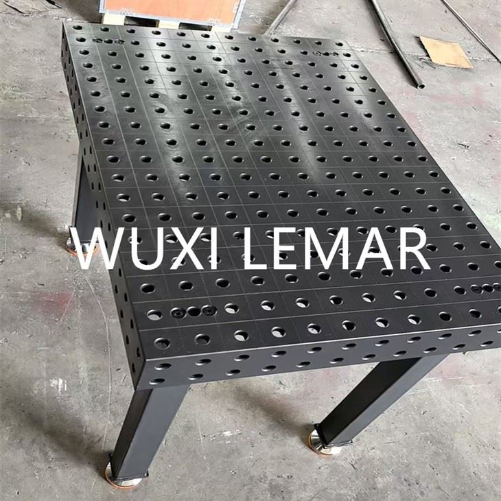D16 Welding Table With Clamps factory